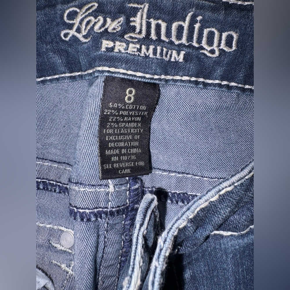 Love Indigo Premium Y2K Mid Rise Embellished Blue Capris Jeans Women’s Size 8 - Picture 7 of 10